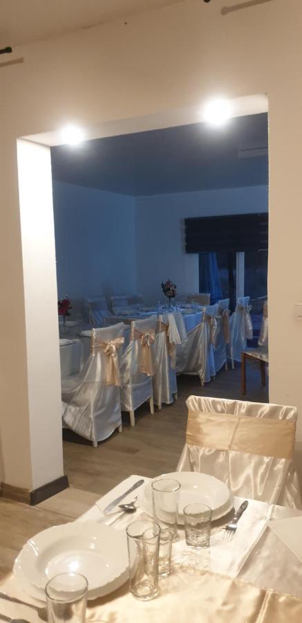 Casa De Vacanta Emd Ieşelniţa Bagian luar foto