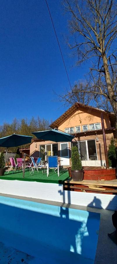 Casa De Vacanta Emd Ieşelniţa Bagian luar foto