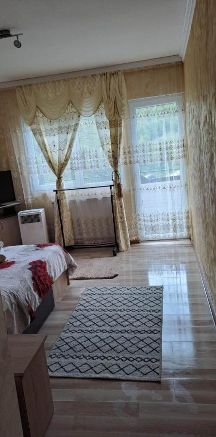 Casa De Vacanta Emd Ieşelniţa Bagian luar foto