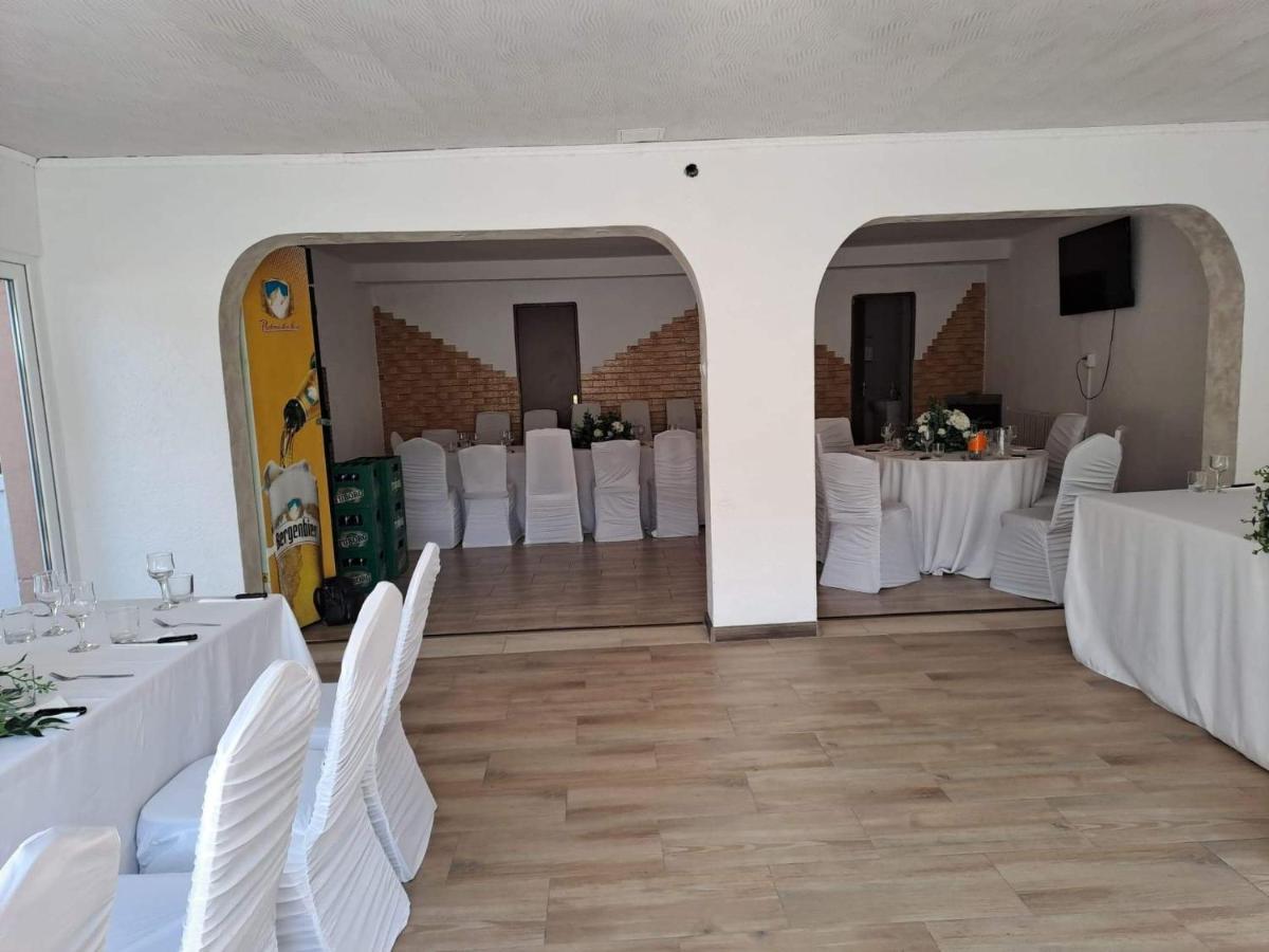 Casa De Vacanta Emd Ieşelniţa Bagian luar foto