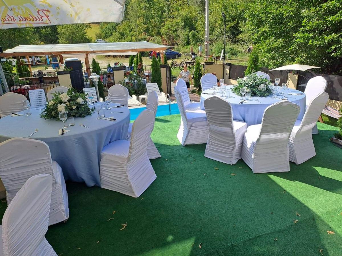 Casa De Vacanta Emd Ieşelniţa Bagian luar foto